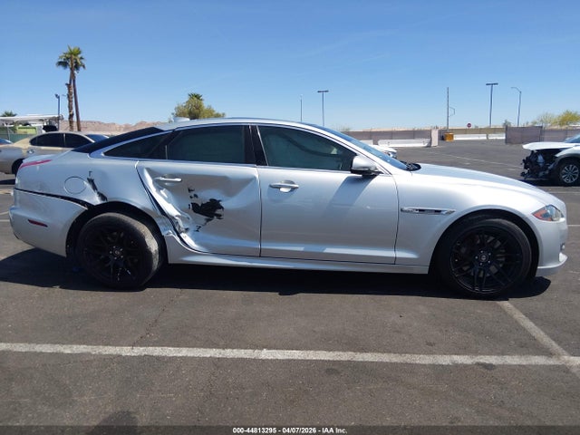 SAJWA1C74G8W03004 Jaguar Xj R-sport