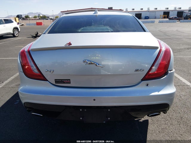 SAJWA1C74G8W03004 Jaguar Xj R-sport