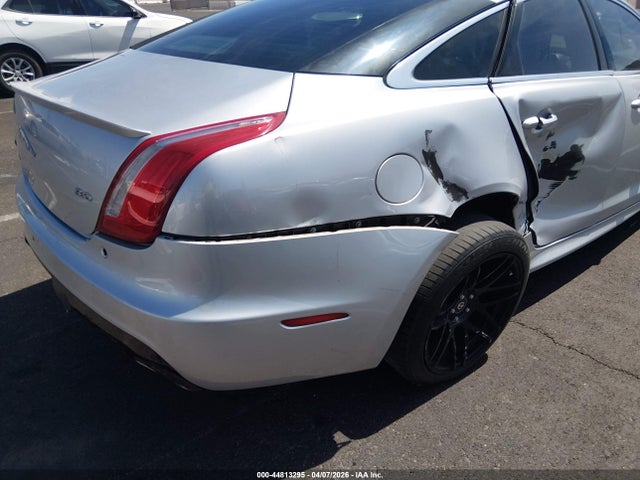 SAJWA1C74G8W03004 Jaguar Xj R-sport