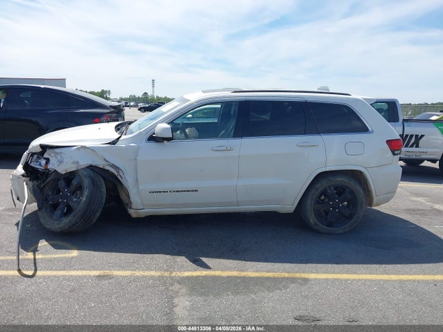 Продаж на аукціоні авто 2015 Jeep Grand Cherokee Altitude, vin: 1C4RJFAG6FC195788, номер лоту: 44813306
