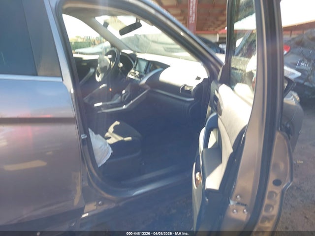 44813326 :رقم المزاد ، JA4AT3AAXKZ032547 vin ، 2019 Mitsubishi Eclipse Cross Es مزاد بيع