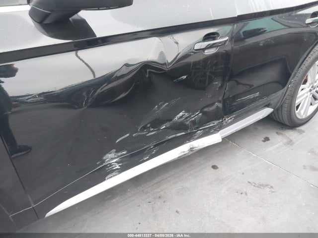 Продаж на аукціоні авто 2018 Audi Q5 2.0t Premium, vin: WA1BNAFY1J2192090, номер лоту: 44813327