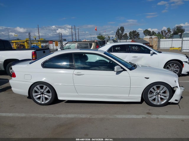 44813336 :رقم المزاد ، WBABD53416PL18134 vin ، 2006 Bmw 330ci مزاد بيع