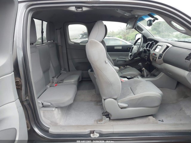 Auction sale of the 2010 Toyota Tacoma Base V6, vin: 5TEUU4EN7AZ746352, lot number: 44813363