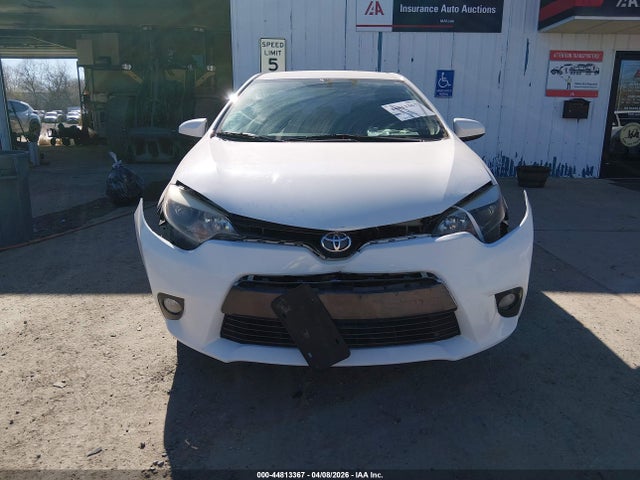 2015 Toyota Corolla Le Plus მანქანა იყიდება აუქციონზე, vin: 5YFBURHE2FP214844, აუქციონის ნომერი: 44813367