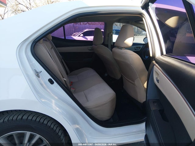 2015 Toyota Corolla Le Plus მანქანა იყიდება აუქციონზე, vin: 5YFBURHE2FP214844, აუქციონის ნომერი: 44813367