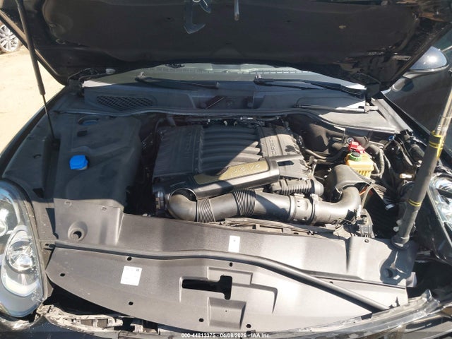 44813375 :رقم المزاد ، WP1AA2A22JKA02866 vin ، 2018 Porsche Cayenne Platinum Edition مزاد بيع