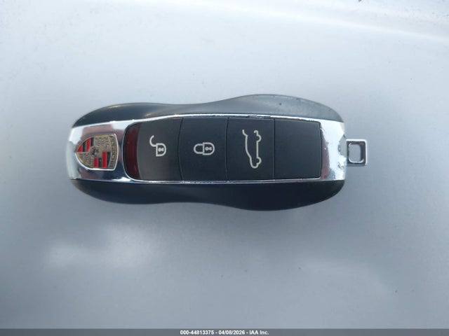 44813375 :رقم المزاد ، WP1AA2A22JKA02866 vin ، 2018 Porsche Cayenne Platinum Edition مزاد بيع