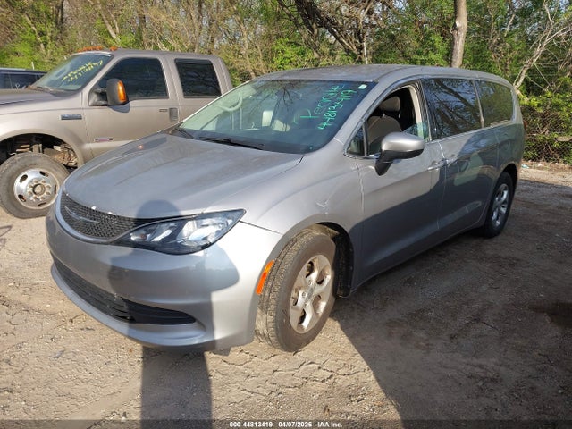 Продажа на аукционе авто 2017 Chrysler Pacifica Lx, vin: 2C4RC1CG9HR597986, номер лота: 44813419
