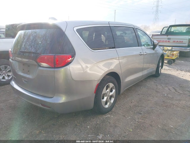 Продажа на аукционе авто 2017 Chrysler Pacifica Lx, vin: 2C4RC1CG9HR597986, номер лота: 44813419
