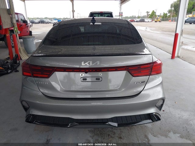 2022 Kia Forte Gt-line მანქანა იყიდება აუქციონზე, vin: 3KPF54AD7NE456001, აუქციონის ნომერი: 44813435