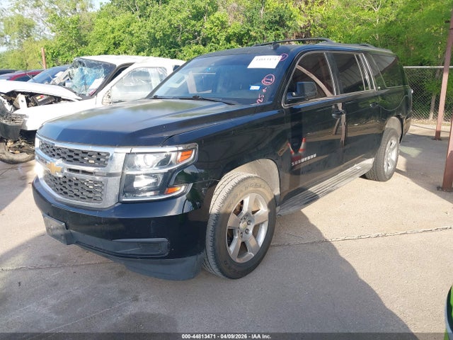 Chevrolet Suburban 1500 Lt 2015 1GNSCJKC4FR176185 Image 2