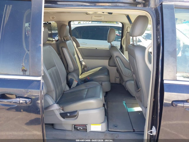 2010 CHRYSLER TOWN & COUNTRY 2A4RR5D16AR152105 Photo 7