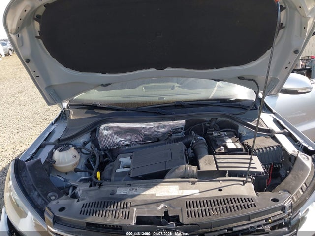 WVGBV7AX0HK027063 Volkswagen Tiguan 2.0t/2.0t S