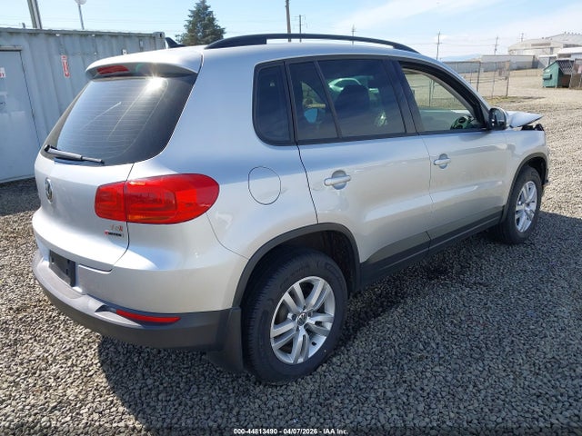 WVGBV7AX0HK027063 Volkswagen Tiguan 2.0t/2.0t S