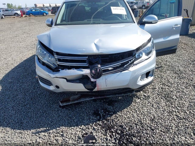 WVGBV7AX0HK027063 Volkswagen Tiguan 2.0t/2.0t S
