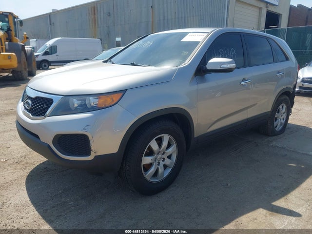 44813494 :رقم المزاد ، 5XYKT3A16DG377022 vin ، 2013 Kia Sorento Lx مزاد بيع