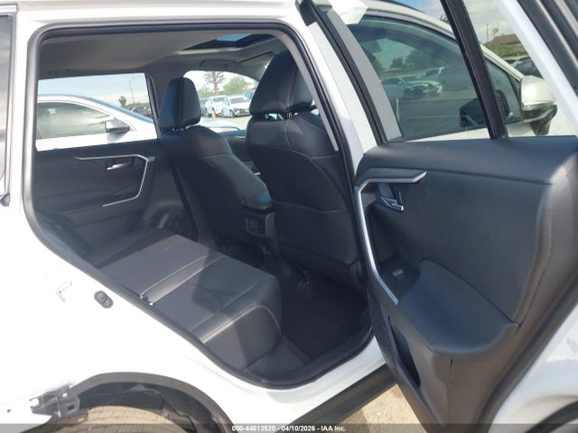 2T3A1RFV1SW625577 Toyota Rav4 Xle Premium
