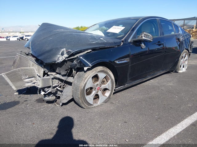Jaguar Xe 25t 2017 SAJAR4BG0HA969929 Image 2