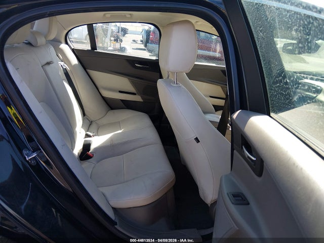 Jaguar Xe 25t 2017 SAJAR4BG0HA969929 Image 8