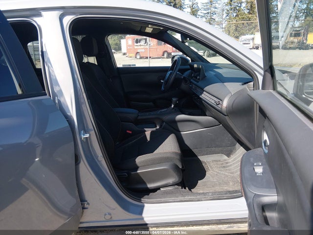 2024 HONDA HR-V 3CZRZ2H55RM737398 Photo 4