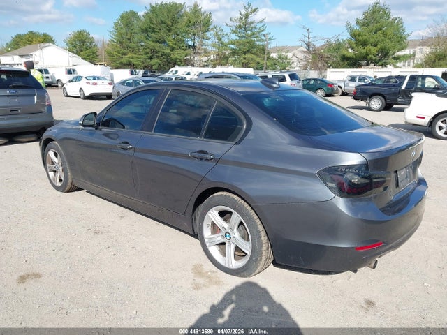 2014 BMW 320I WBA3C3C55EF985328 Photo 2