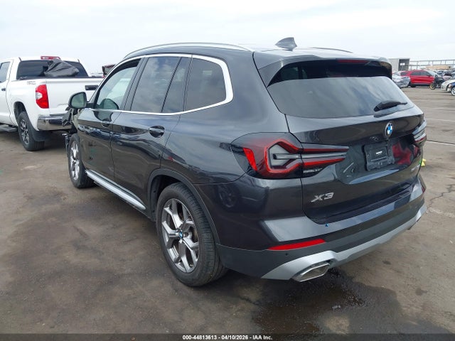 44813613 :رقم المزاد ، 5UX43DP01N9M25850 vin ، 2022 Bmw X3 Sdrive30i مزاد بيع