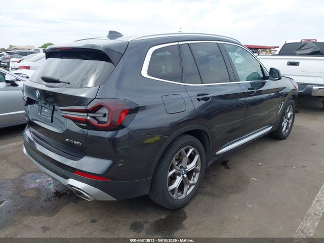 44813613 :رقم المزاد ، 5UX43DP01N9M25850 vin ، 2022 Bmw X3 Sdrive30i مزاد بيع