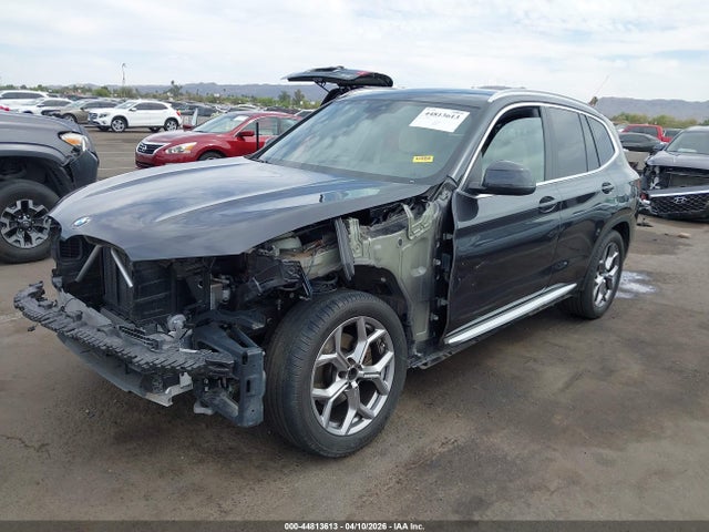 44813613 :رقم المزاد ، 5UX43DP01N9M25850 vin ، 2022 Bmw X3 Sdrive30i مزاد بيع
