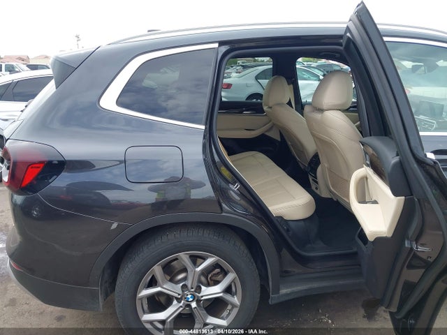 44813613 :رقم المزاد ، 5UX43DP01N9M25850 vin ، 2022 Bmw X3 Sdrive30i مزاد بيع