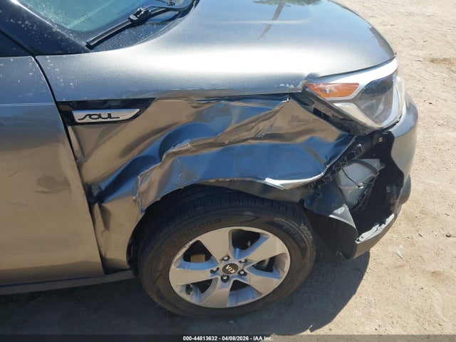 KIA Soul 2018 KNDJN2A24J7608548 Image 6