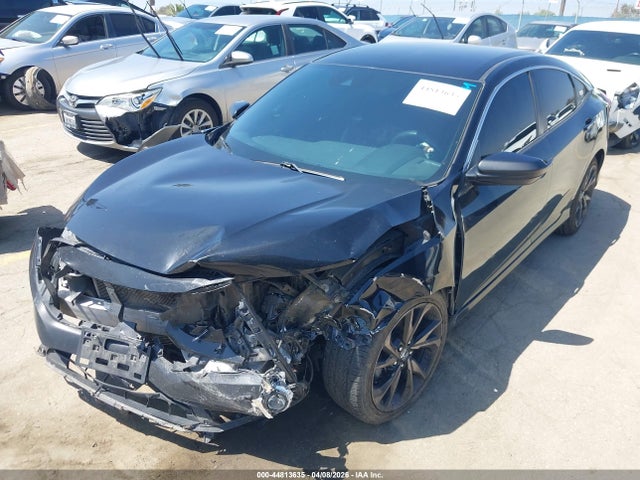 Honda Civic Sport 2019 19XFC2F87KE210003 Image 2