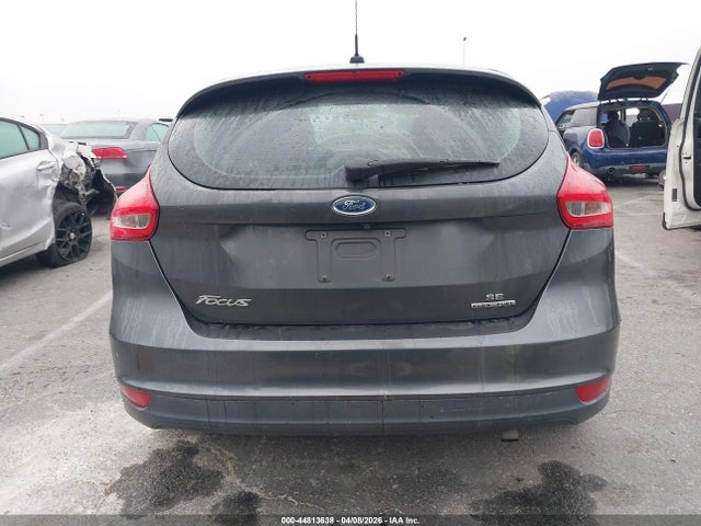 Ford FOCUS SE 2016 1FADP3K26GL320063 Image 17