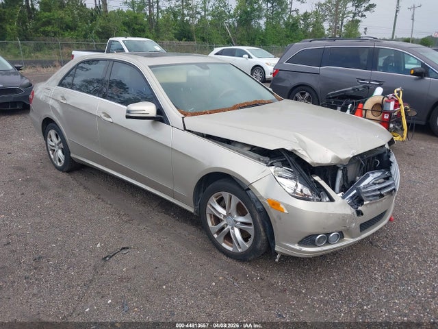 2010 MERCEDES-BENZ E 350 WDDHF5GB5AA103616