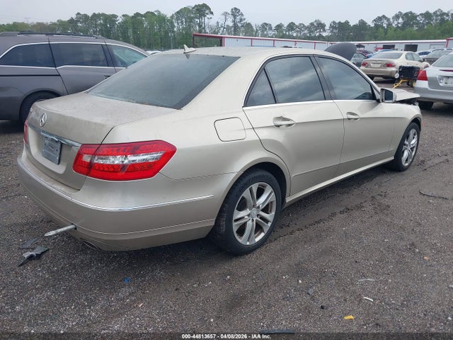 2010 MERCEDES-BENZ E 350 WDDHF5GB5AA103616 Photo 3