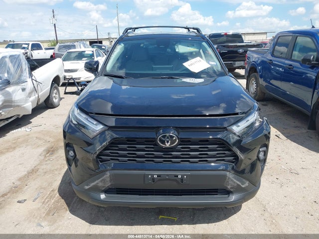 44813714 :رقم المزاد ، 2T3C1RFV2SC360615 vin ، 2025 Toyota Rav4 Xle Premium مزاد بيع