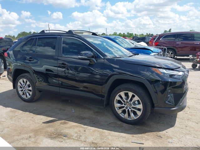 44813714 :رقم المزاد ، 2T3C1RFV2SC360615 vin ، 2025 Toyota Rav4 Xle Premium مزاد بيع