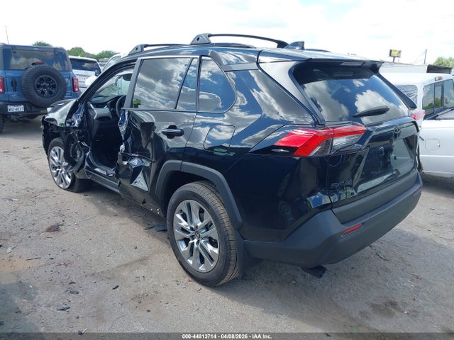 44813714 :رقم المزاد ، 2T3C1RFV2SC360615 vin ، 2025 Toyota Rav4 Xle Premium مزاد بيع