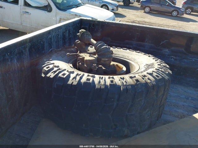 Продажа на аукционе авто 2001 Chevrolet Silverado 2500hd Lt, vin: 1GCHK29U21E194825, номер лота: 44813768