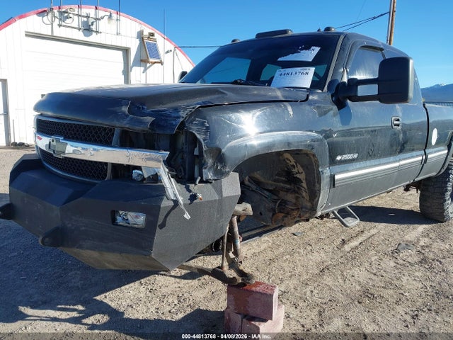 Продажа на аукционе авто 2001 Chevrolet Silverado 2500hd Lt, vin: 1GCHK29U21E194825, номер лота: 44813768