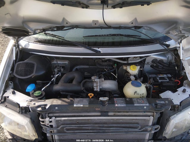 44813775 :رقم المزاد ، WV2NB47032H022951 vin ، 2002 Volkswagen Eurovan Mv مزاد بيع