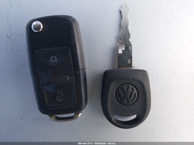 44813775 :رقم المزاد ، WV2NB47032H022951 vin ، 2002 Volkswagen Eurovan Mv مزاد بيع