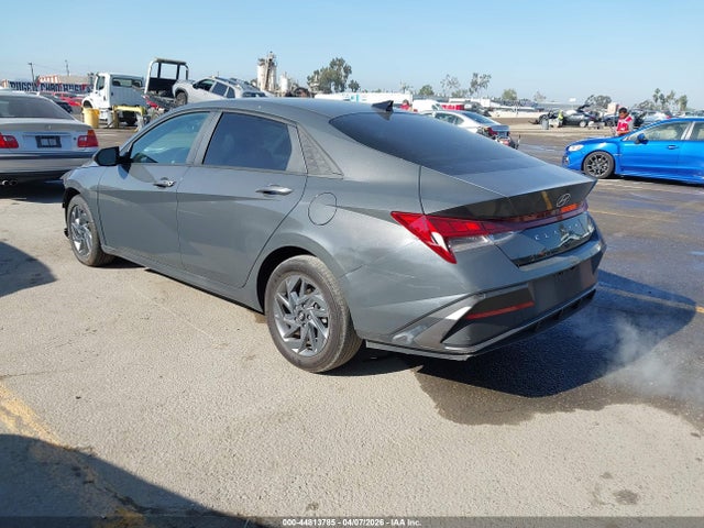 KMHLM4DJ0RU119521 Hyundai Elantra Hybrid Blue