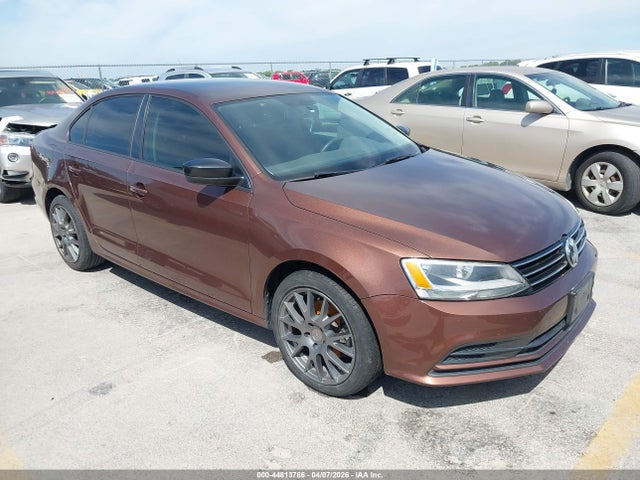 44813786 :رقم المزاد ، 3VW267AJ8GM415790 vin ، 2016 Volkswagen Jetta 1.4t S مزاد بيع