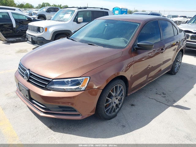 44813786 :رقم المزاد ، 3VW267AJ8GM415790 vin ، 2016 Volkswagen Jetta 1.4t S مزاد بيع