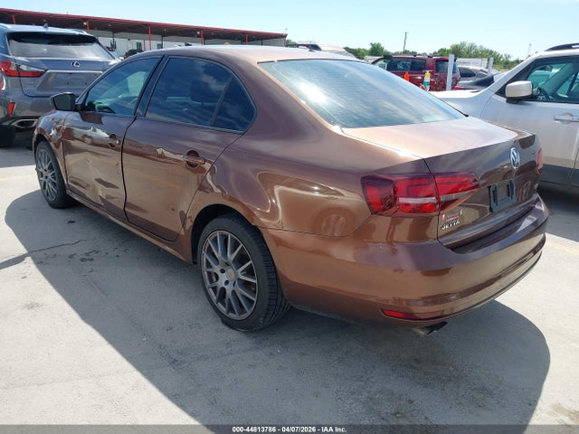 44813786 :رقم المزاد ، 3VW267AJ8GM415790 vin ، 2016 Volkswagen Jetta 1.4t S مزاد بيع