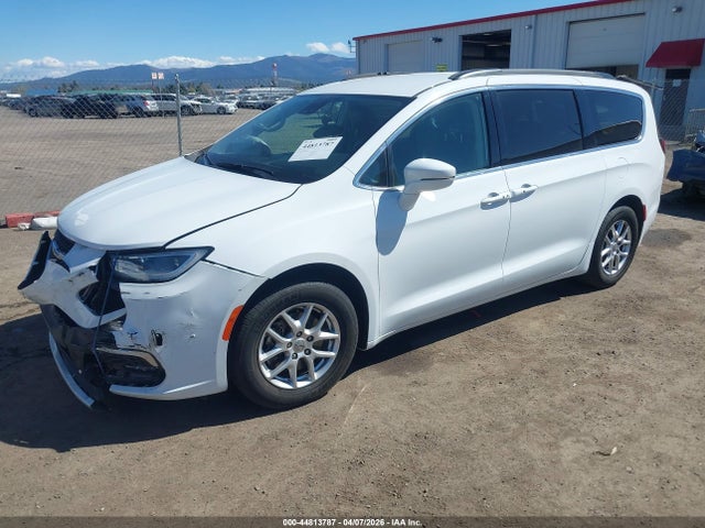 2022 Chrysler Pacifica Touring L მანქანა იყიდება აუქციონზე, vin: 2C4RC1BG1NR132485, აუქციონის ნომერი: 44813787