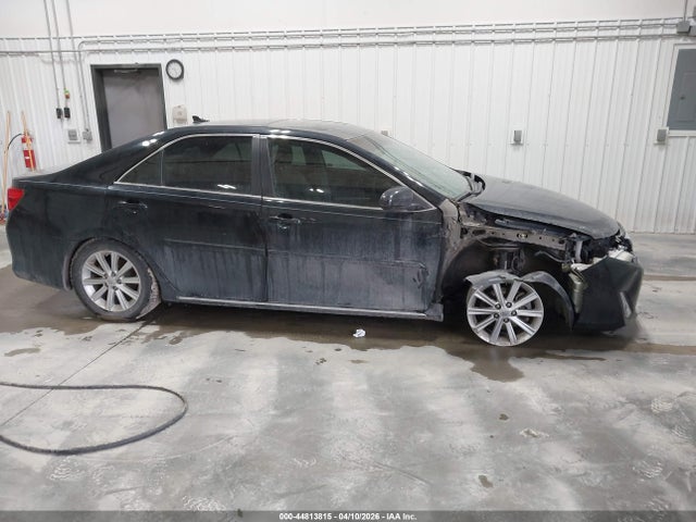 2014 Toyota Camry Xle V6 მანქანა იყიდება აუქციონზე, vin: 4T1BK1FK9EU544137, აუქციონის ნომერი: 44813815