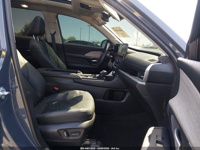 Продаж на аукціоні авто 2025 Toyota Grand Highlander Limited, vin: 5TDAAAB53SS085898, номер лоту: 44813828