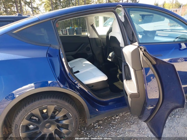 7SAYGAEEXNF553999 Tesla Model Y Long Range Dual Motor All-wheel Drive